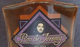 Ron de Jeremy Holy Wood cognac barrel 20 ročný – limitovaná edícia