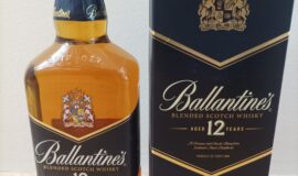 Ballantine’s 12 ročná Blended Scotch Whisky v krabici